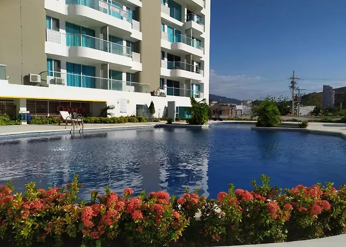 Rodadero Sur Santa Marta Edificio Aragoa a 150 metros del mar