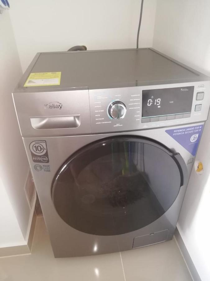 Rodadero Sur Edificio Aragoa A 150 Metros Del Mar Apartamento Santa Marta (Magdalena)