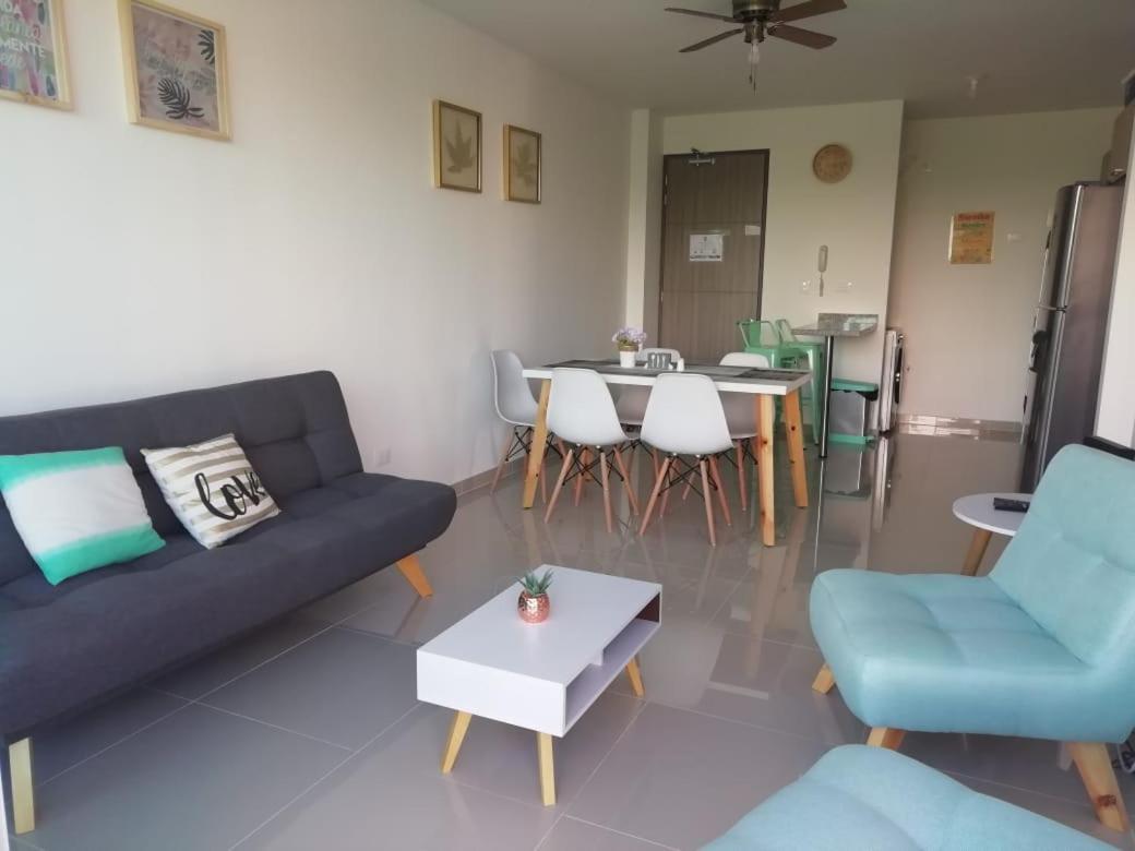 Rodadero Sur Edificio Aragoa A 150 Metros Del Mar Apartamento