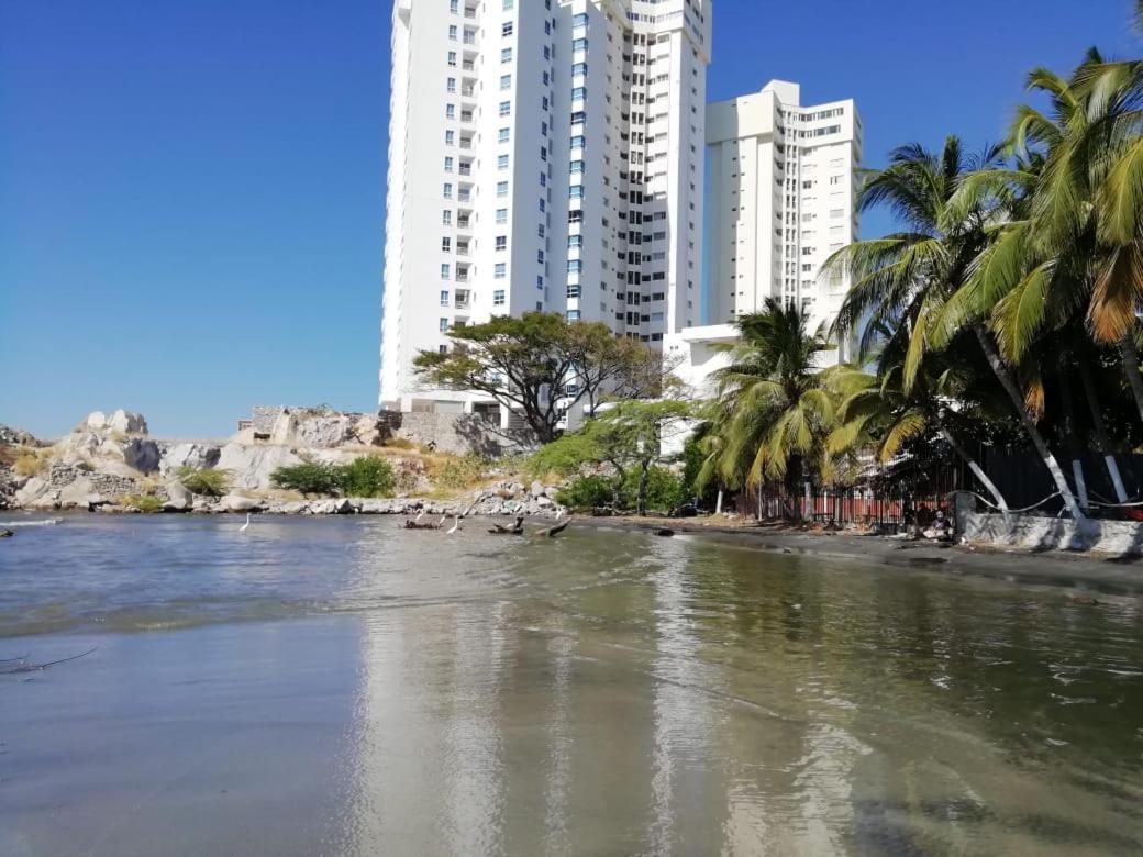 Rodadero Sur Edificio Aragoa A 150 Metros Del Mar Apartamento Santa Marta (Magdalena)