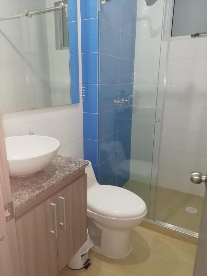 Rodadero Sur Edificio Aragoa A 150 Metros Del Mar Santa Marta (Magdalena)